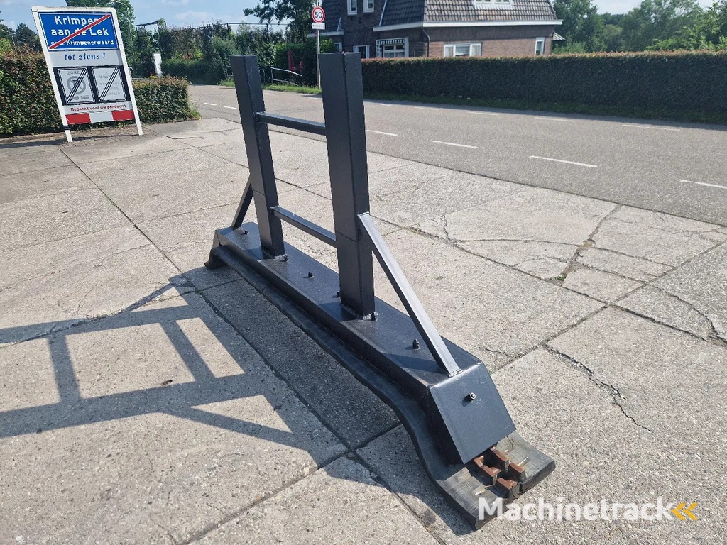 Zeer zwaar uitgevoerde puin-, zand-, grond-, sneeuwschuif