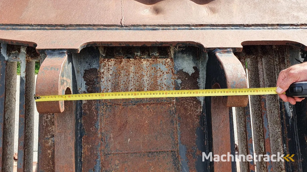 Zeer zware puinbak dubbele Caterpillar aansluiting