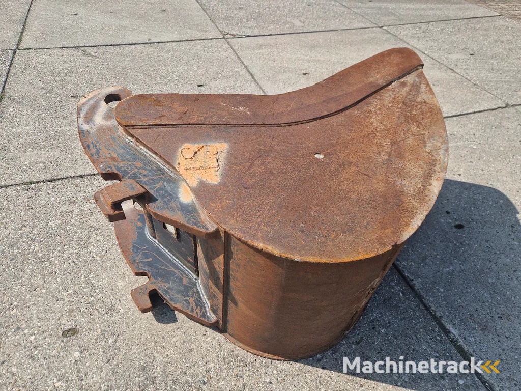 Dieplepel 0.80m breed CW30/40