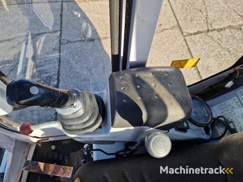 WACKER NEUSON 2404RD met nivelleersysteem, mountain proof