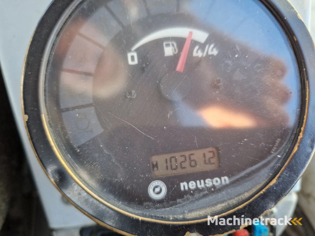 WACKER NEUSON 2404RD met nivelleersysteem, mountain proof