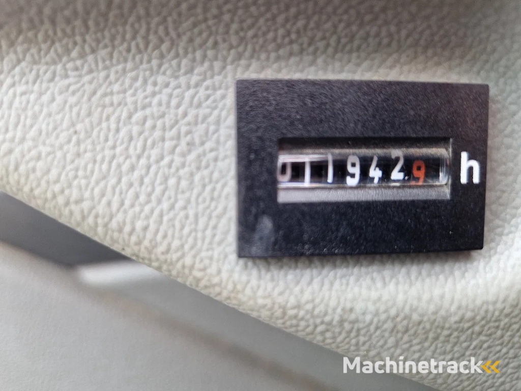 Liebherr A 920 Litronic