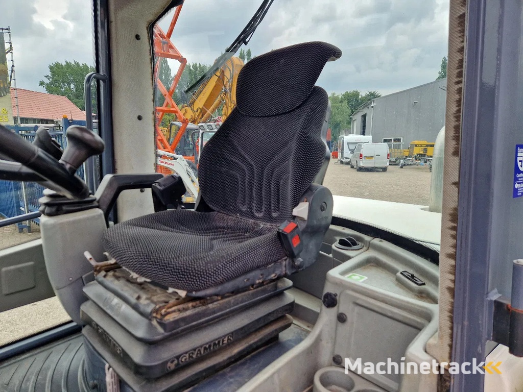 Yanmar / Terex TL80 met NL kenteken very low hours!