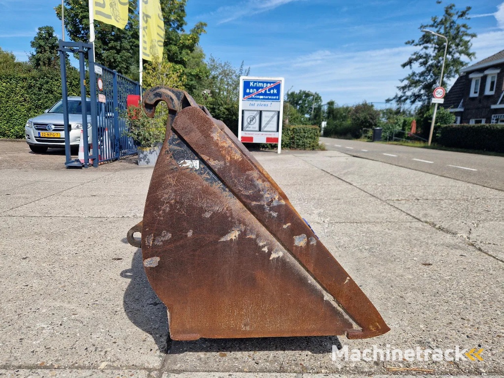 Jeroen van Leeuwen schepbak voor Volvo L30/L35