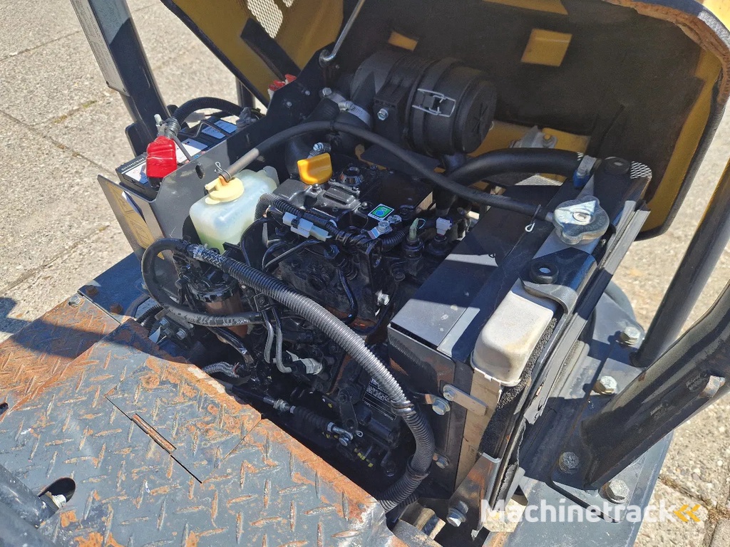 Yanmar C12R-B 3-zijdig kiepend