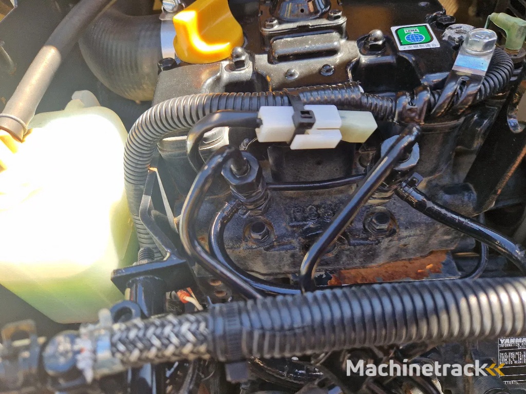 Yanmar C12R-B 3-zijdig kiepend