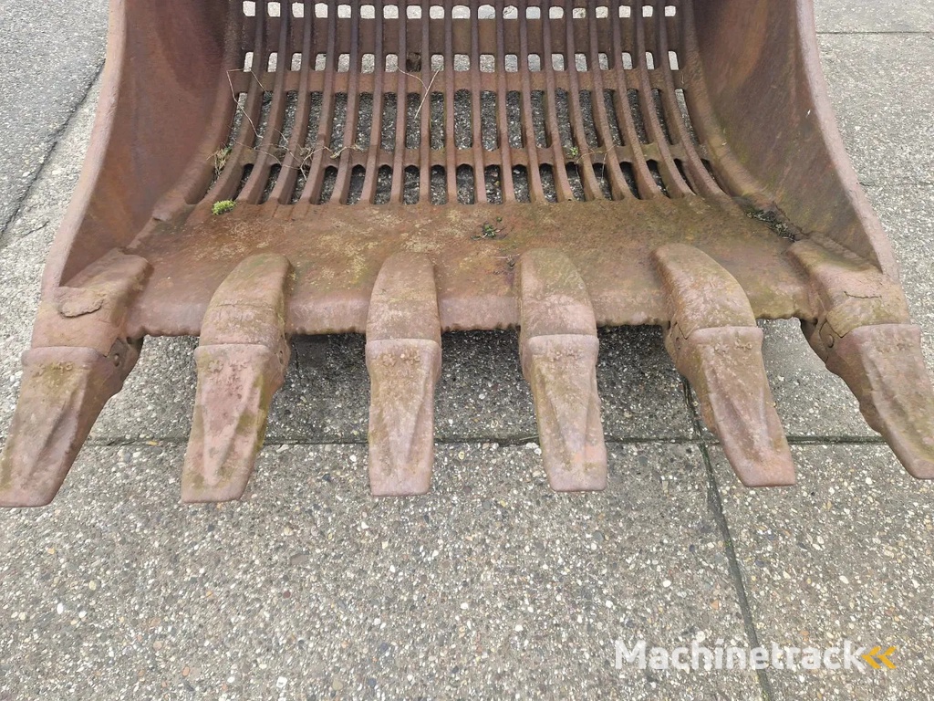 Boforce hardox puinbak CW55 smal in topconditie!