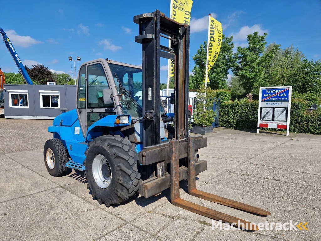 Manitou MC50 ruwterreinheftruck met sideshift