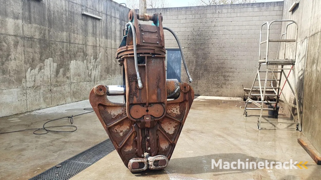 Komatsu JCY17 schrootschaar/betonvergruizer