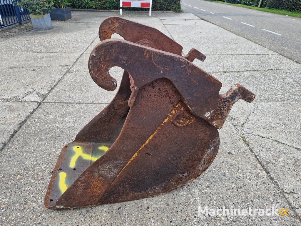 Boforce smalle dieplepel en Verachtert V-bak