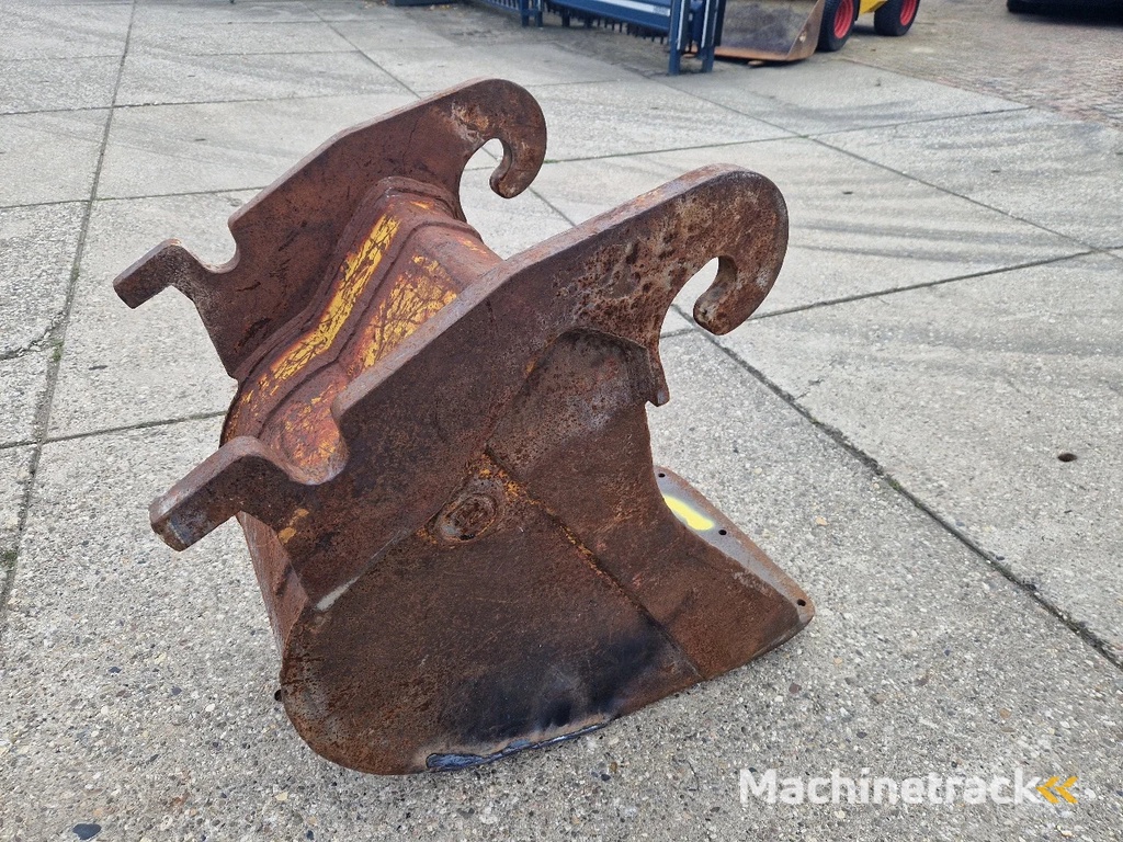 Boforce smalle dieplepel en Verachtert V-bak