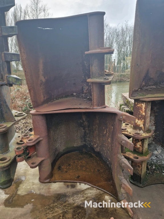 Diverse bakken penmaat 60 met en zonder tanden