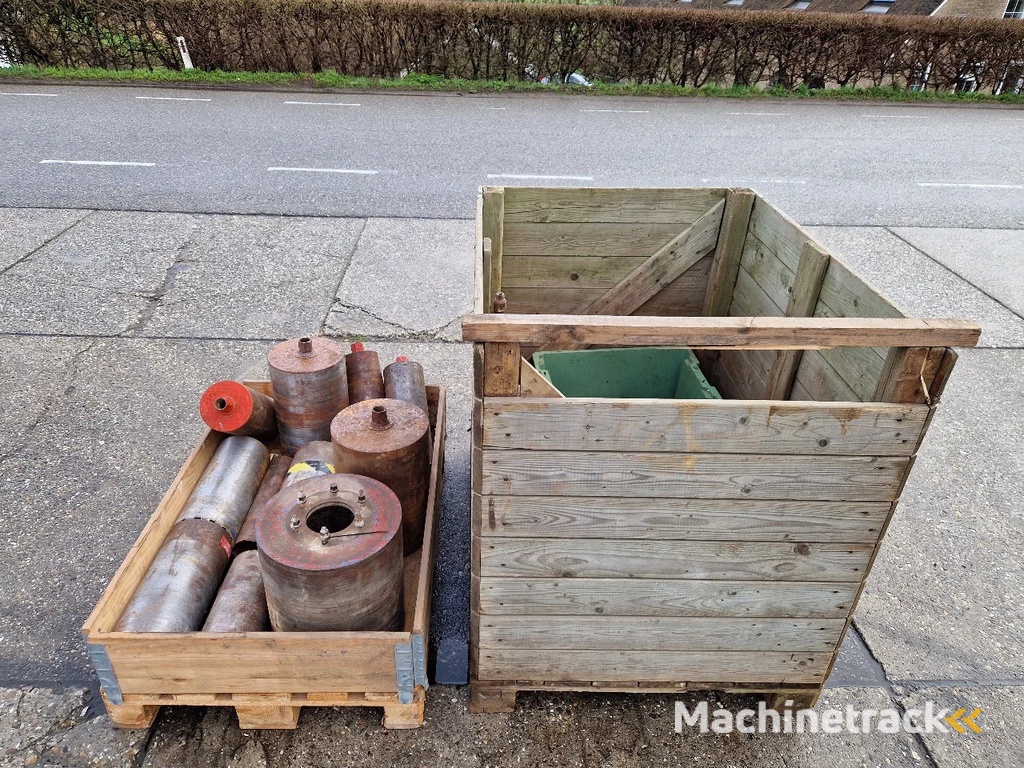 Diversen 2 pallets met betonboren