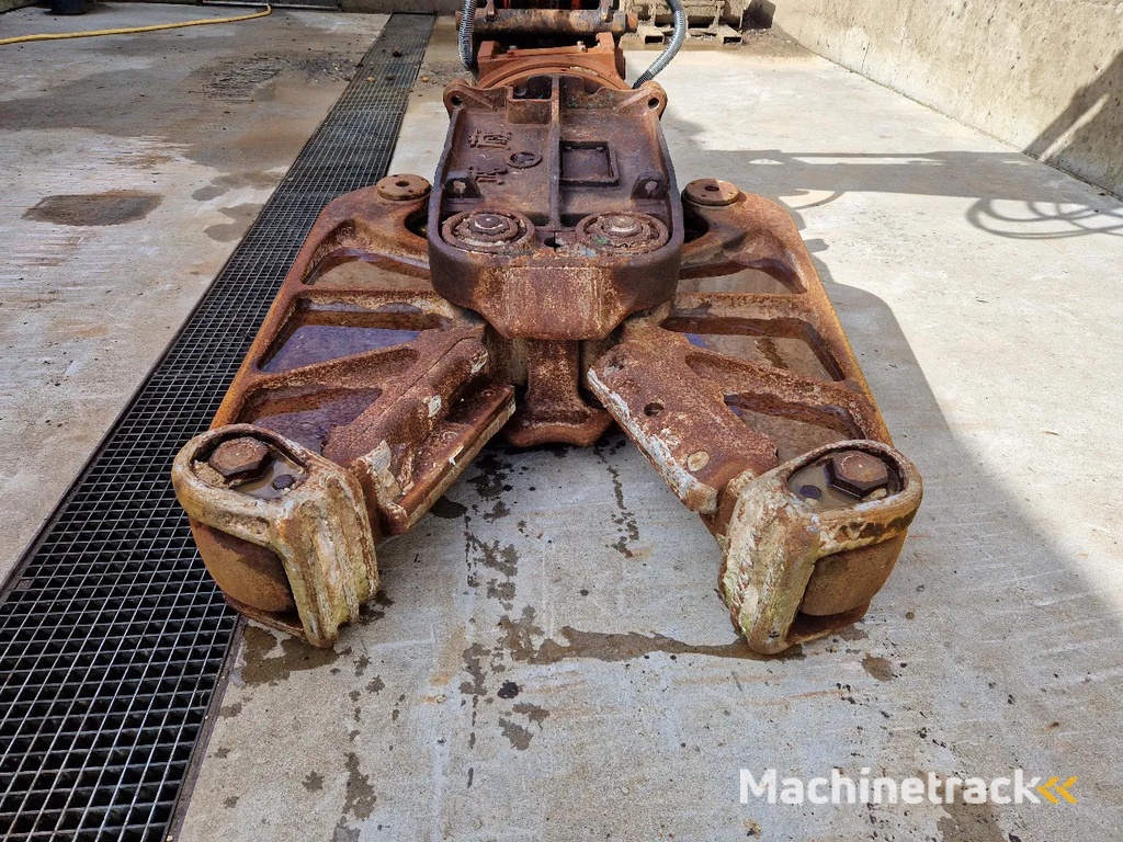 Komatsu JCY17 schrootschaar/betonvergruizer