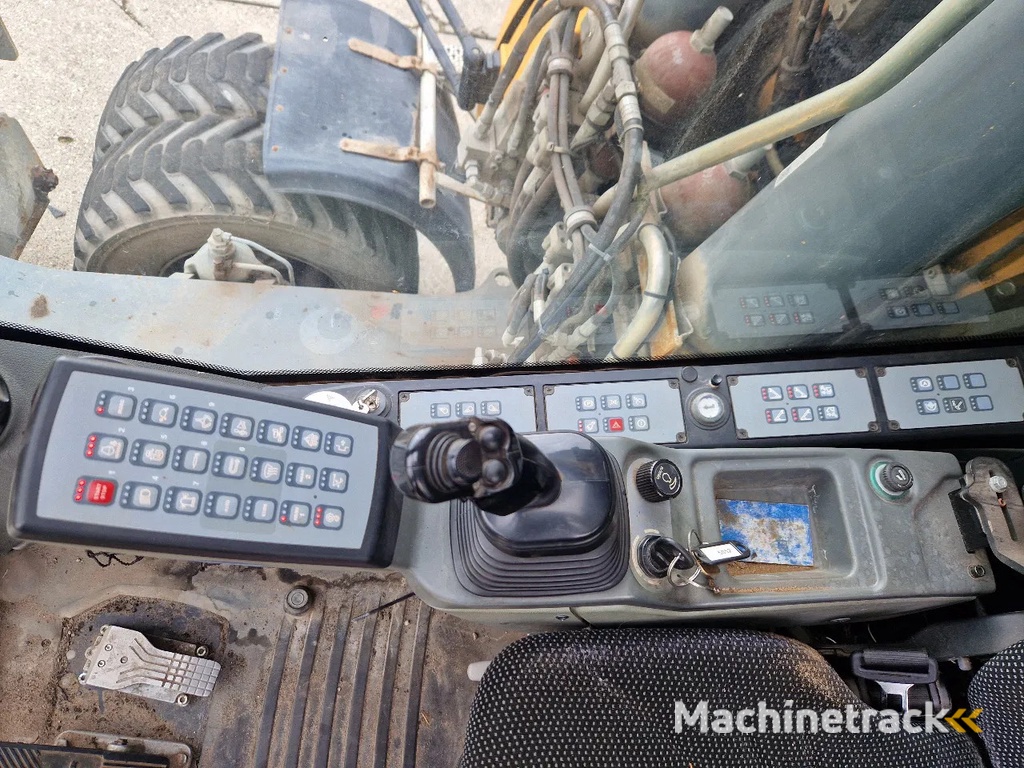 Liebherr A 920 Litronic