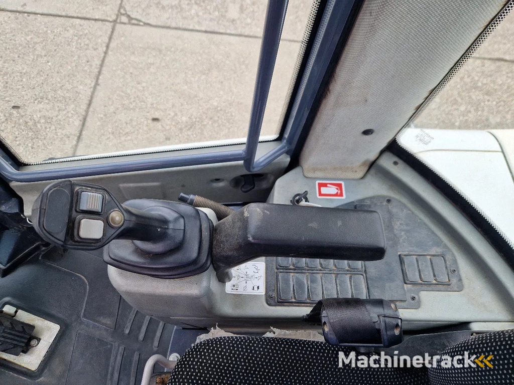 Yanmar / Terex TL80 met NL kenteken very low hours!