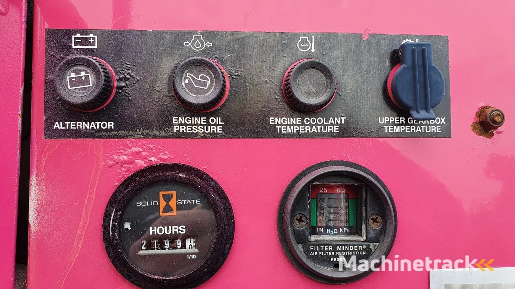 Vermeer SC1102 stobbenfrees/stronkenfrees op aanhanger