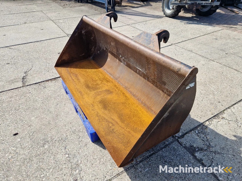 Jeroen van Leeuwen schepbak voor Volvo L30/L35
