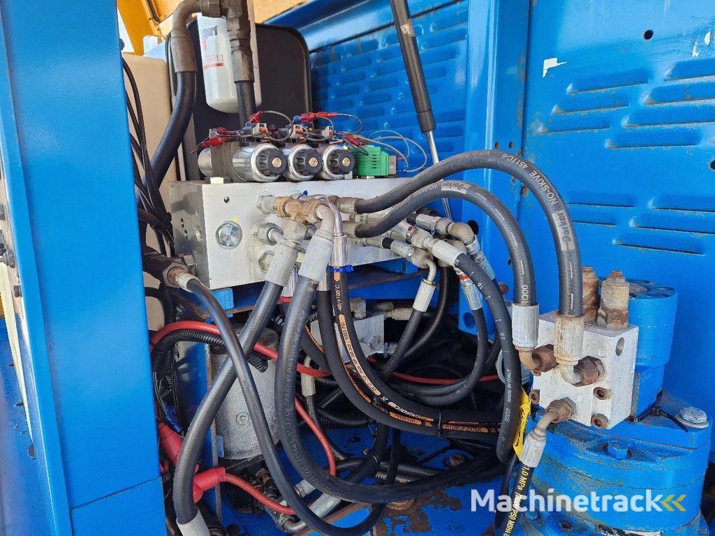 Genie S65 4x4, werkhoogte 21.60m.