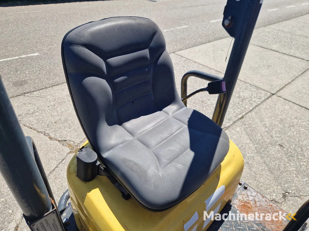 Yanmar C12R-B 3-zijdig kiepend