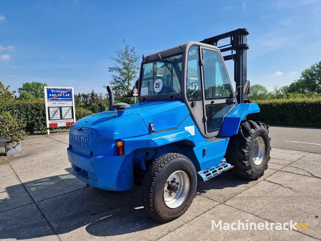 Manitou MC50 ruwterreinheftruck met sideshift