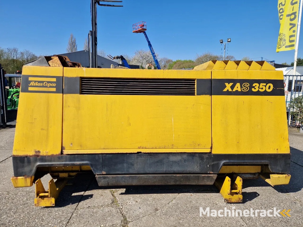Atlas Copco XAS350DD VERY LOW HOURS
