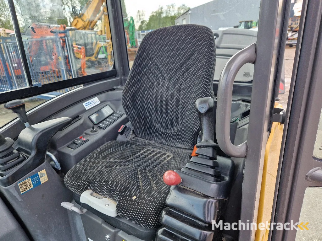 Volvo ECR25D met 2562 uur