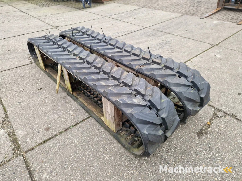 Komatsu nieuwe tracks t.b.v. PC75 tot PC88