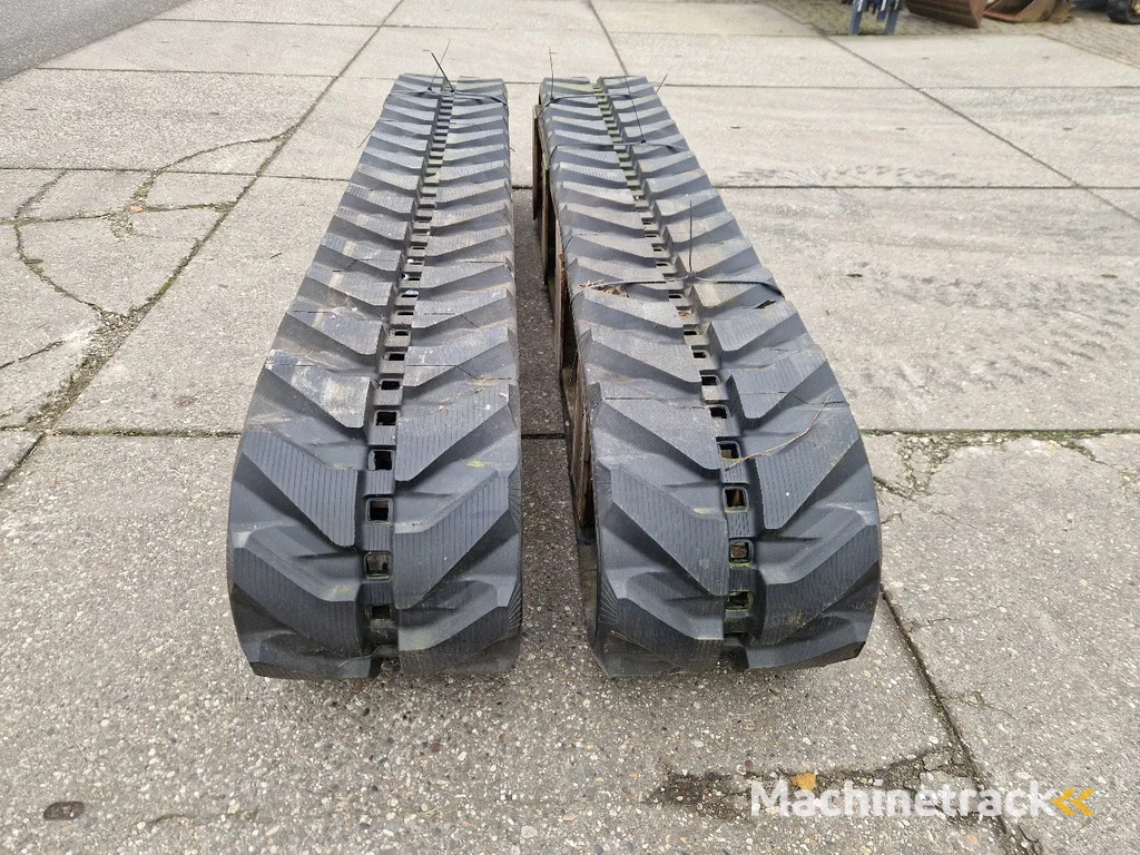 Komatsu nieuwe tracks t.b.v. PC75 tot PC88