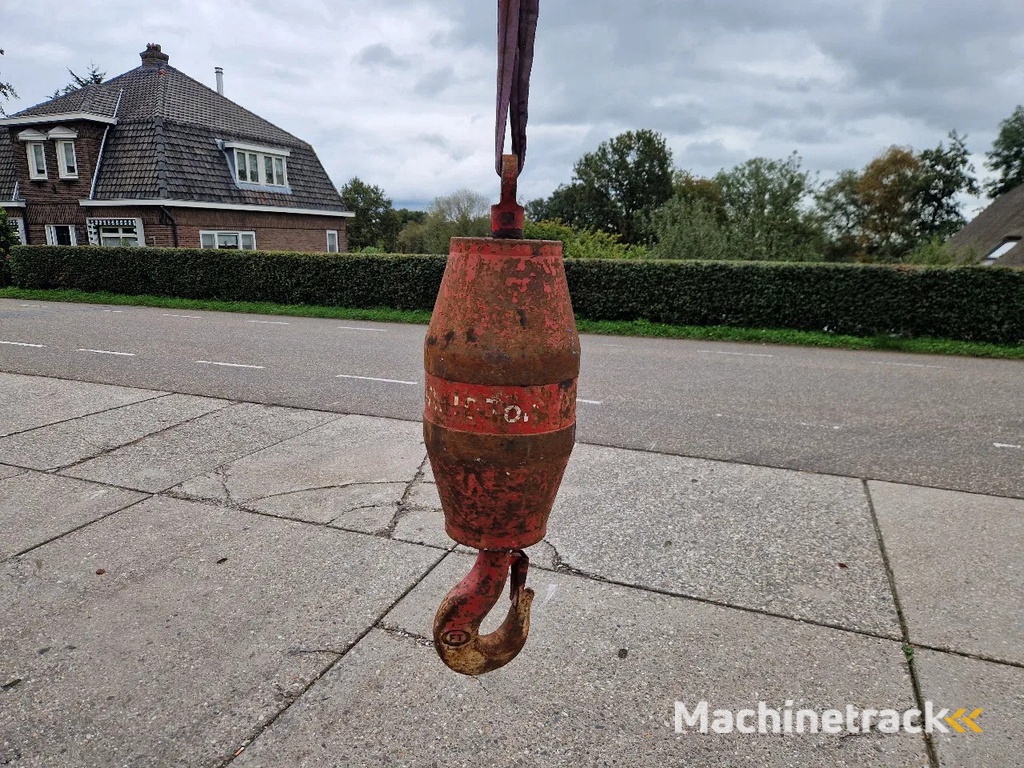 Overige 2x hijspeer cap. 10 ton