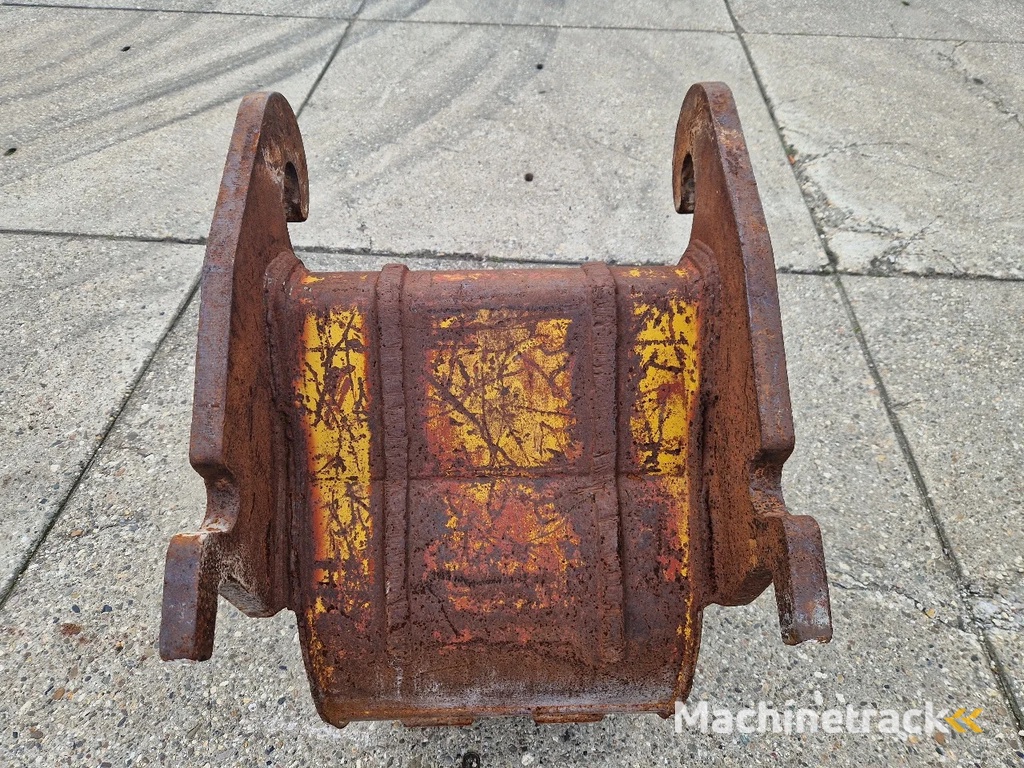 Boforce smalle dieplepel en Verachtert V-bak