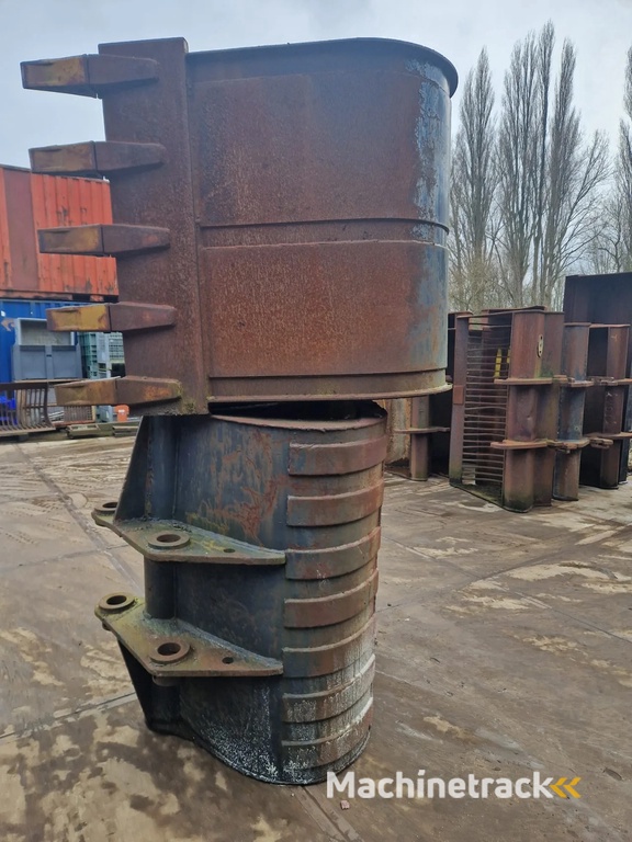 Diverse dieplepels penmaat 80