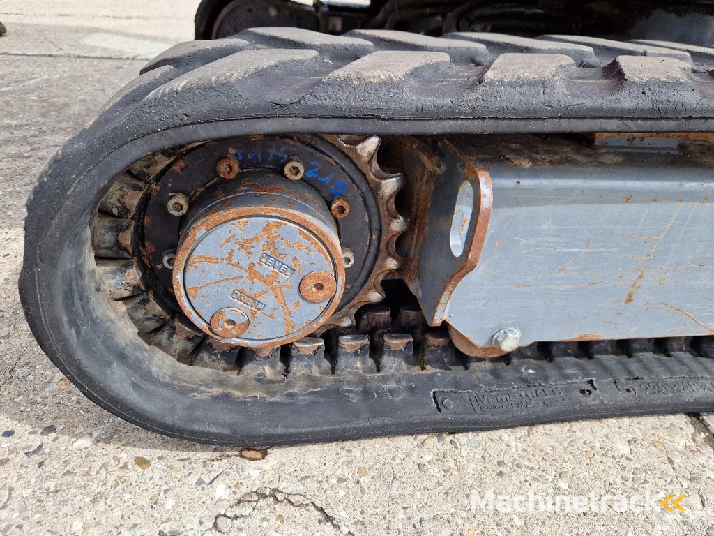 Takeuchi TB216 met 2089 uur