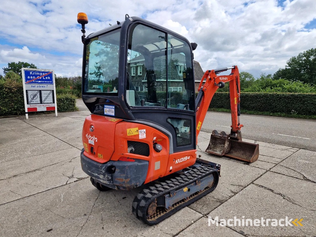 Kubota KX019-4 CW05 met 2 bakken