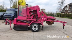 vermeer-sc1102-stobbenfrees-stronkenfrees-op-aanhanger