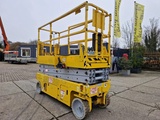 Minituur van Genie GS2032 elektrisch werkhoogte 8m. en uitschuifplatform