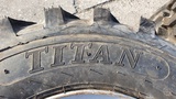 Miniaturansicht von Titan en BKT shovelband op velg