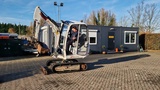 Minituur van WACKER NEUSON 2404RD kan op een (berg)helling draaien