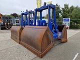 Minituur van The Grab Specialist elektro hydraulische bakgrijper  ECS18 ( 2X)