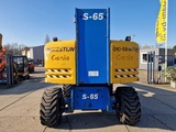 Minituur van Genie S65 4x4, werkhoogte 21.60m.