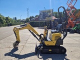 Minituur van Yanmar SV08-1A gewicht 960kg.