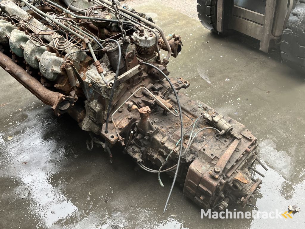 Mercedes-Benz OM 403