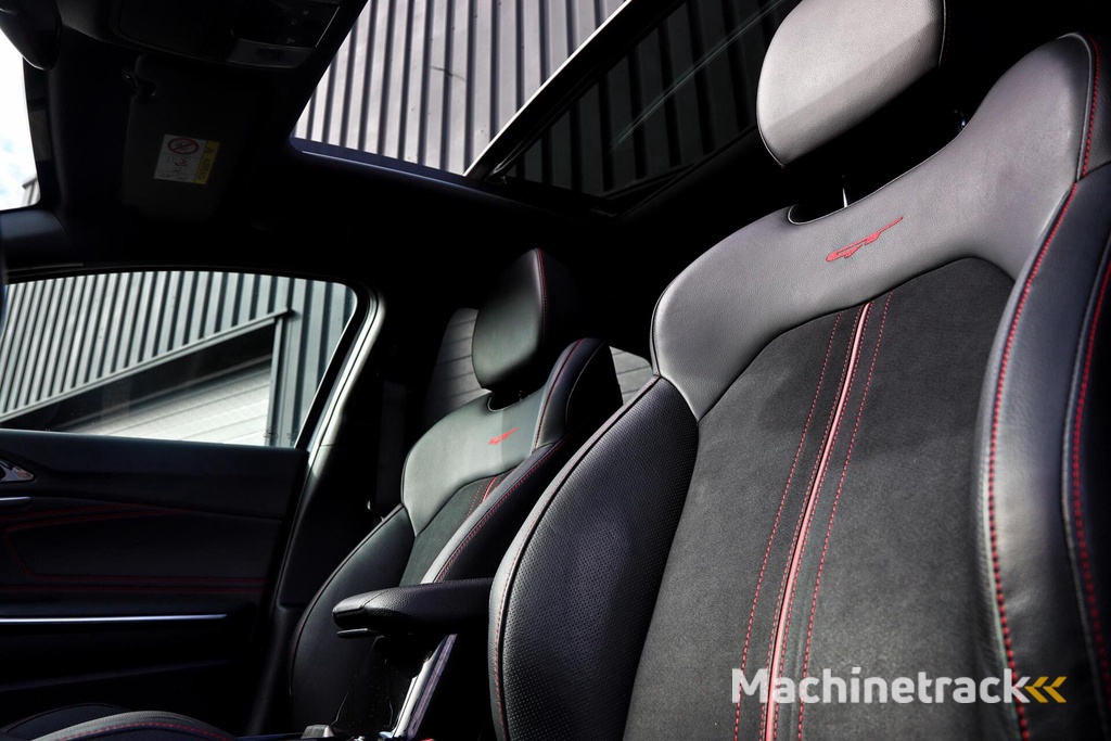 Kia ProCeed 1.6 T-GDi GT /PANODAK/MEMORY/VIRTUAL/STOEL+STUURVERW./CARPLAY/JBL/CAMERA!