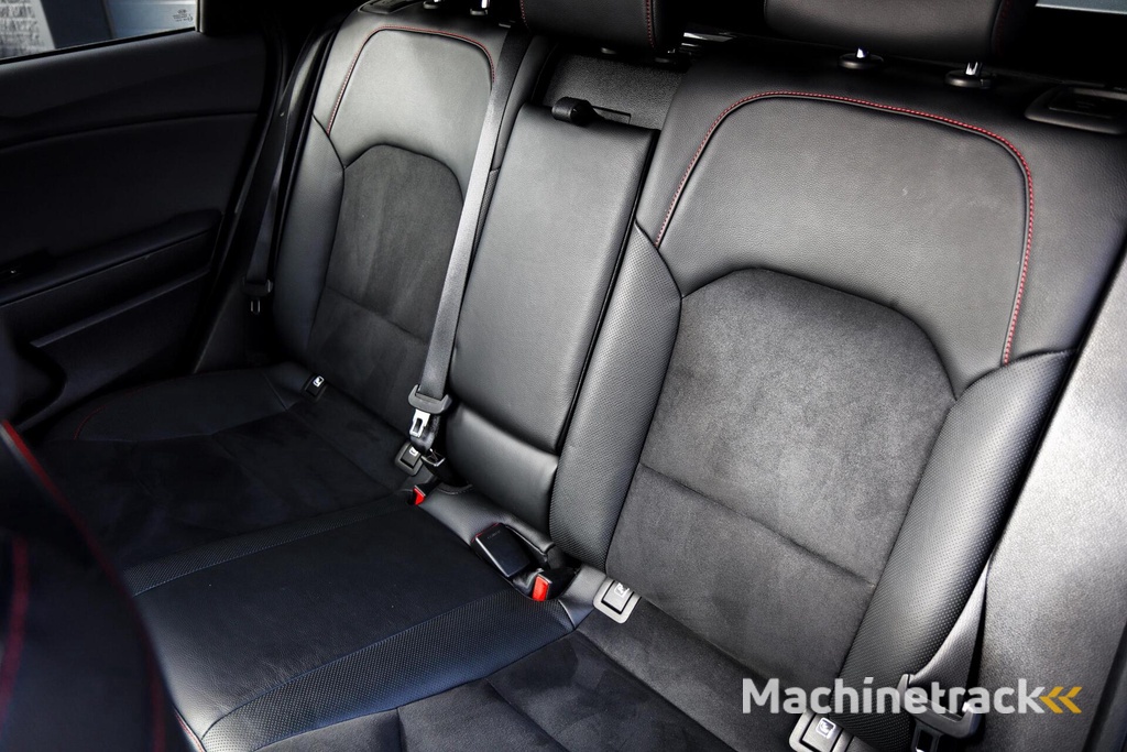 Kia ProCeed 1.6 T-GDi GT /PANODAK/MEMORY/VIRTUAL/STOEL+STUURVERW./CARPLAY/JBL/CAMERA!