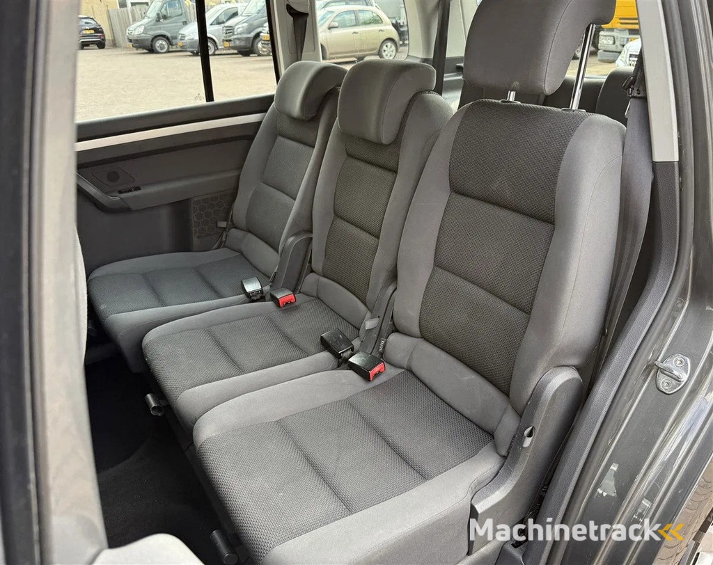 Volkswagen Touran 1.2 TSI 105pk 7 Pers LMV export