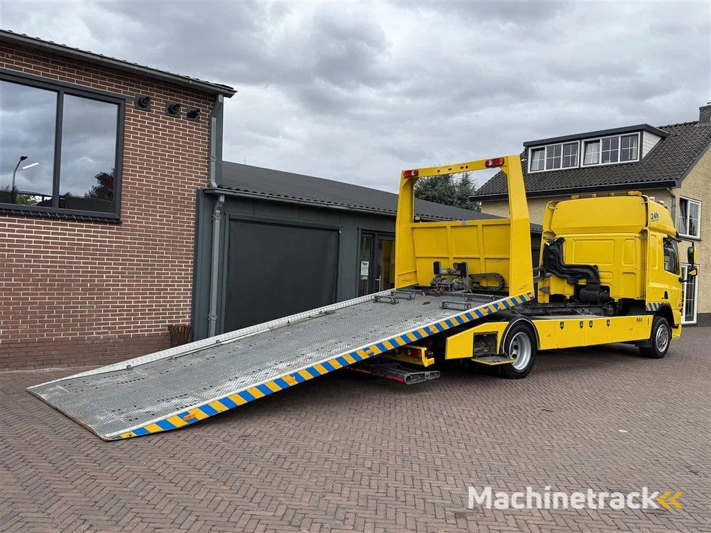 DAF CF 65.300 Towtruck Depannage Lier Brille Sleeper 640x242x104 cm