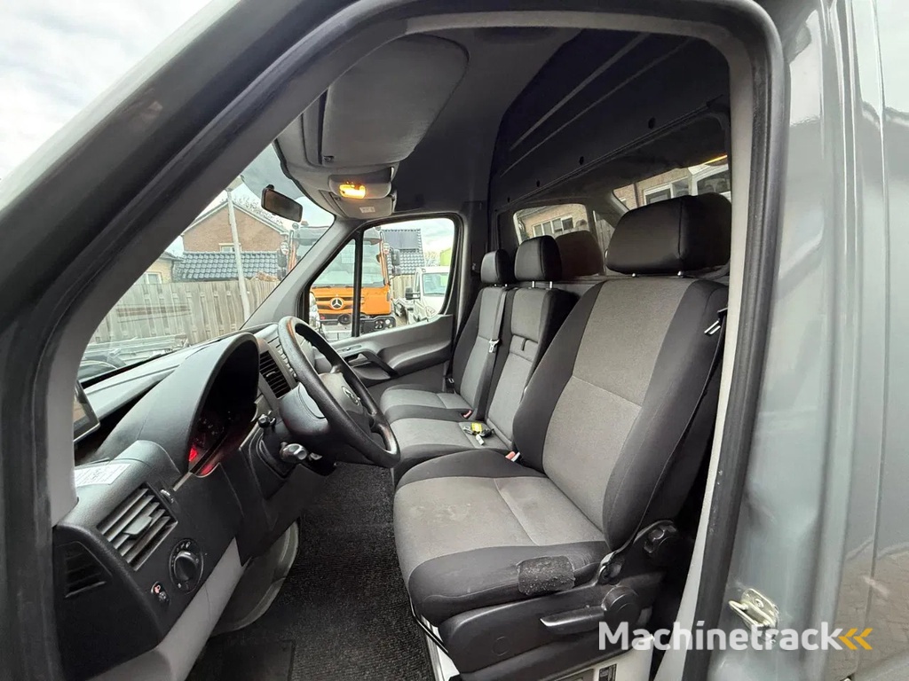 Volkswagen Crafter 50 2.0 136 PK 3 zits Airco Cruise Camera Nette Auto! 11/2015