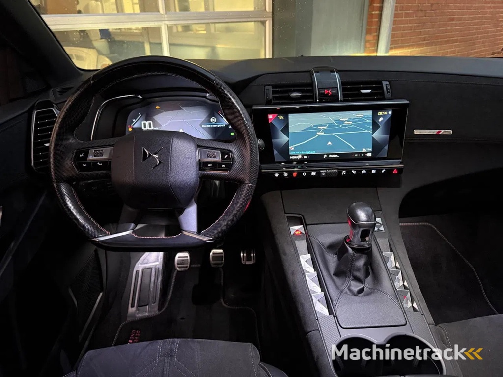 DS DS 7 Crossback DS Performance Line NL Auto 360 Cam Xenon Led Groot Navi Leder/ Alcantara Cruise Lmv Veel Opties!