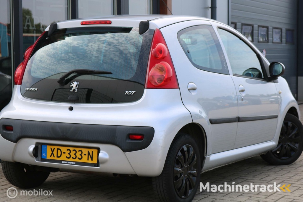 Peugeot 107 1.0-12V Urban Move | Airco | Elektrisch pakket |