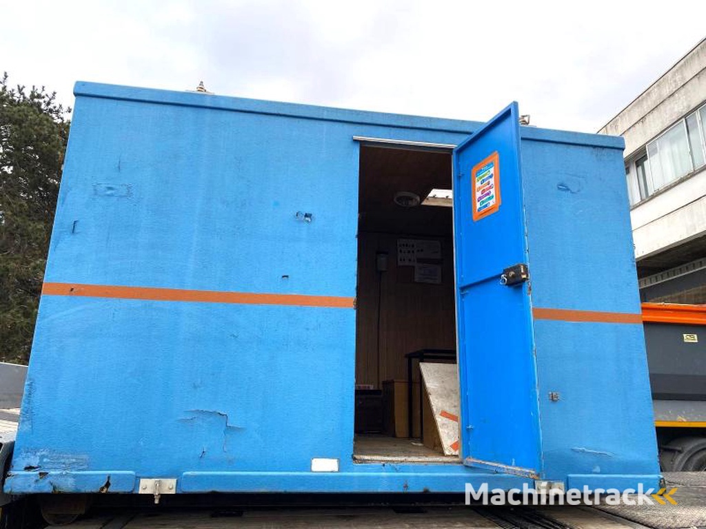 CABANE-DE-CHANTIER SUR BERCE AMPLIROLL